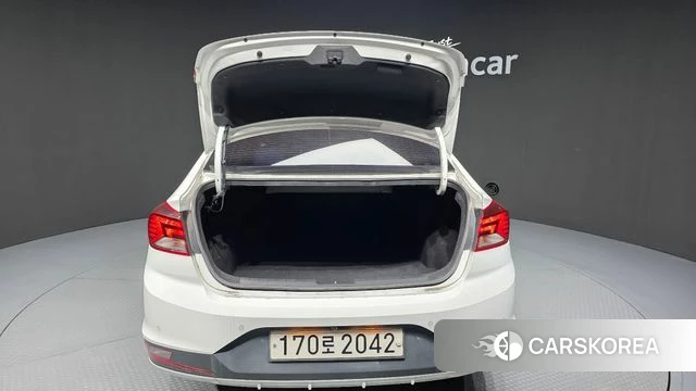 Hyundai The New Avante AD id 4551756 из Кореи 11