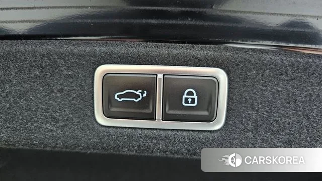 Hyundai Grandeur (GN7) id 3764077 из Кореи 11