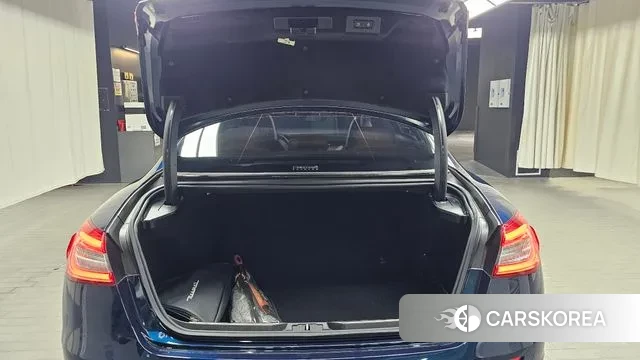 Maserati Quattroporte id 2940559 из Кореи 11