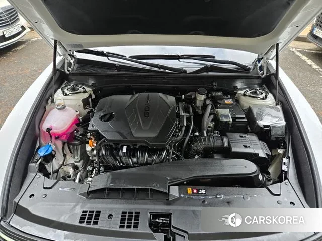 Hyundai Grandeur (GN7) id 3745172 из Кореи 11