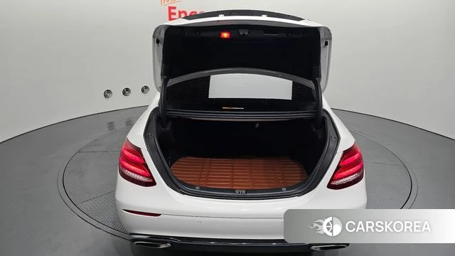 Mercedes-Benz E-Class W213 id 4596390 из Кореи 11