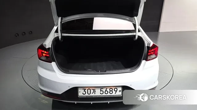 Hyundai The New Avante AD id 3562961 из Кореи 11