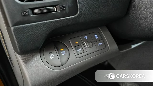 Hyundai The New Grand Starex id 4542303 из Кореи 11