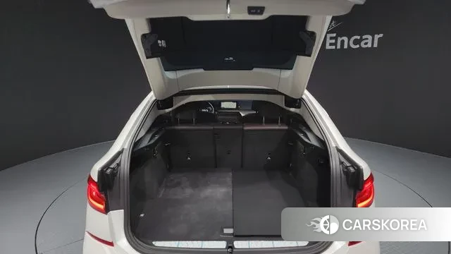 BMW 6 Series GT (G32) id 3444859 из Кореи 11