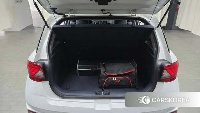 Hyundai Venue id 3924435 из Кореи 11