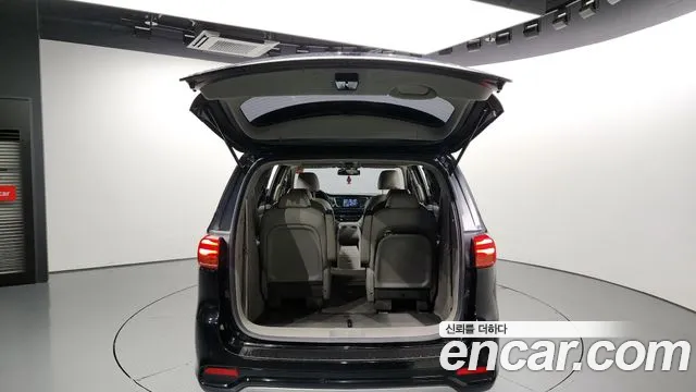 Kia The New Carnival id 2706321 из Кореи 11