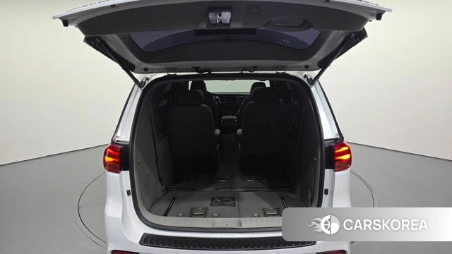 Kia The New Carnival id 4318000 из Кореи 11