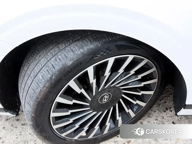 Hyundai Grandeur (GN7) id 3615145 из Кореи 11