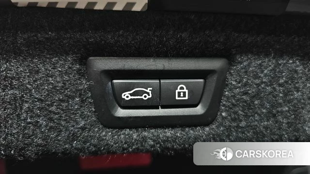 BMW 5 Series (G30) id 3852141 из Кореи 11