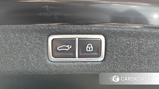 Hyundai Grandeur (GN7) id 3523439 из Кореи 11