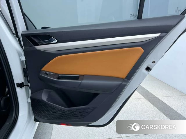 Volkswagen Bora id 4256471 из Китая 11
