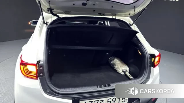 Kia Stonic id 3045468 из Кореи 11