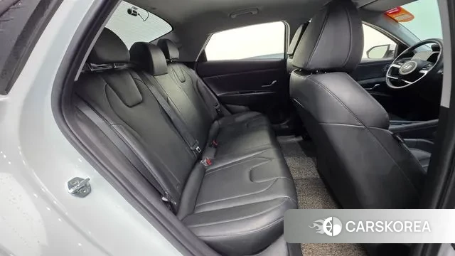 Hyundai Avante (CN7) id 2940960 из Кореи 11