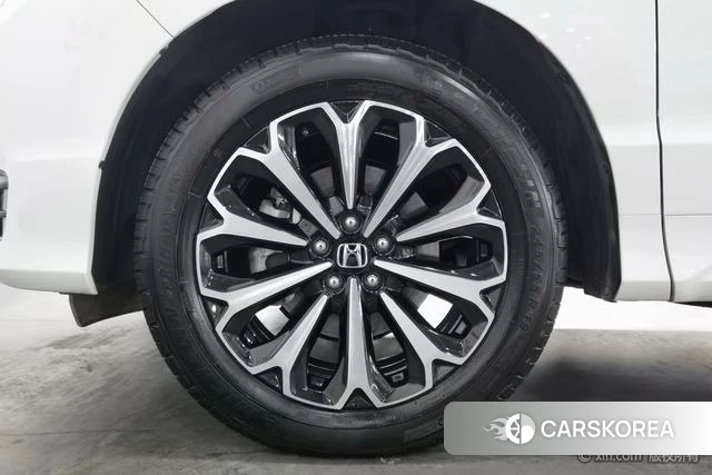 Honda UR-V id 4262476 из Китая 11