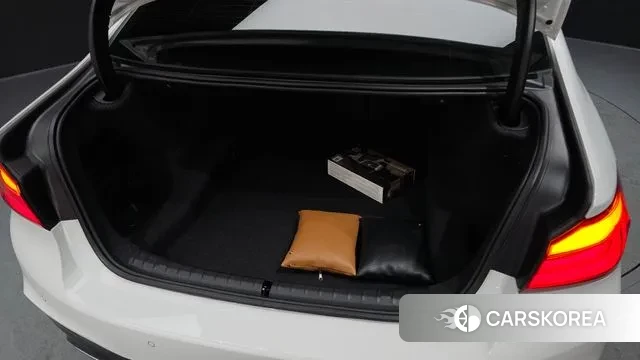 BMW 5 Series (G30) id 3640900 из Кореи 11