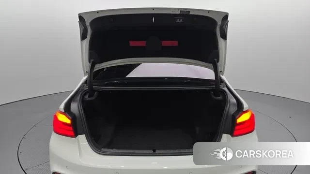 BMW 5 Series (G30) id 2995319 из Кореи 11