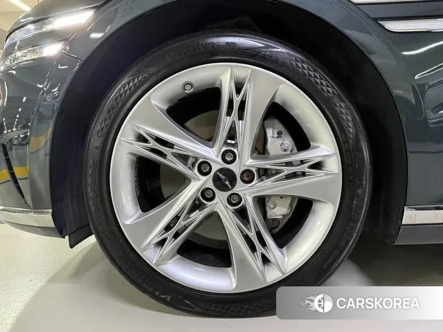 Genesis G90 (RS4) id 2998685 из Кореи 11