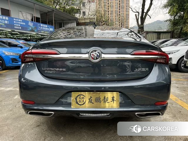Buick Lacrosse id 4213389 из Китая 11
