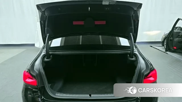 BMW 5 Series (G30) id 2998515 из Кореи 11