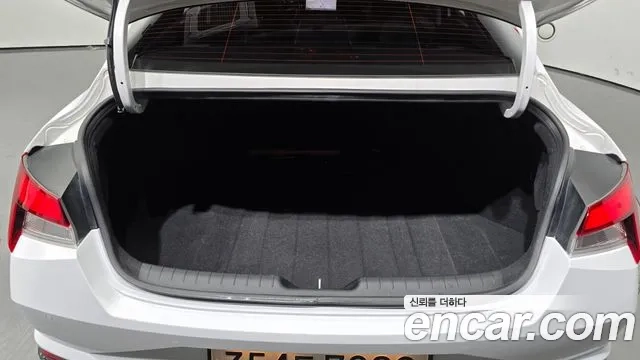 Hyundai Avante Hybrid (CN7) id 2944654 из Кореи 11