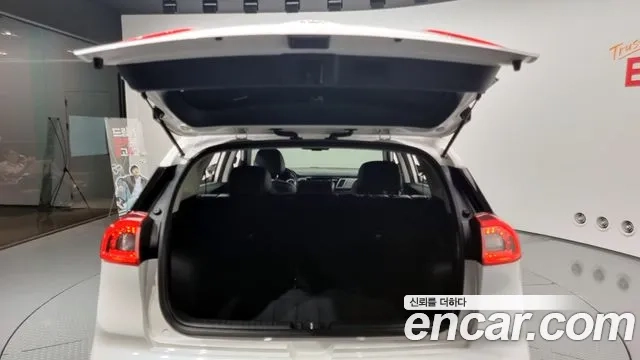 Kia Niro id 2876866 из Кореи 11