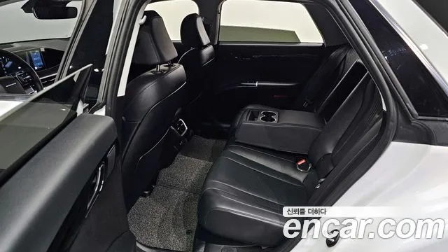 Hyundai Grandeur (GN7) id 2448591 из Кореи 11