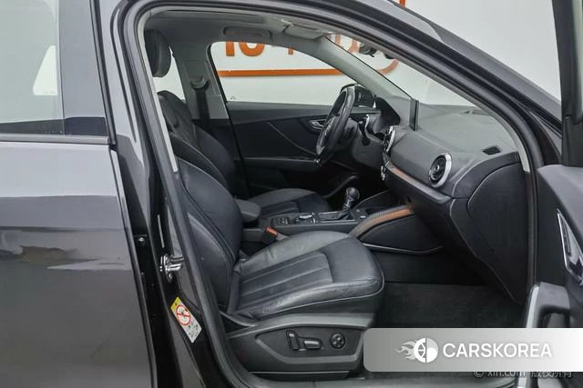 Audi Q2L id 4298126 из Китая 11