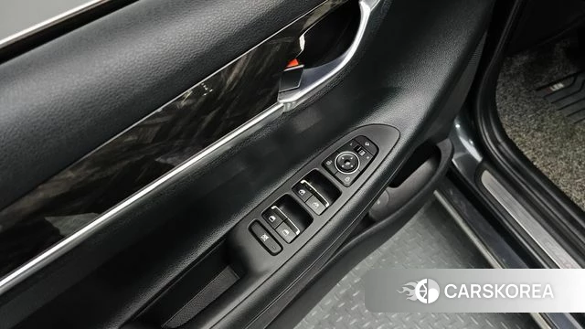 Hyundai Grandeur IG id 4345461 из Кореи 11