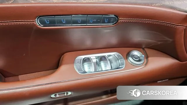 Genesis G90 (RS4) id 3690895 из Кореи 11