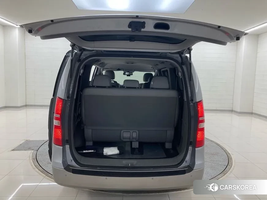 Hyundai The New Grand Starex id 1136113 из Кореи 11