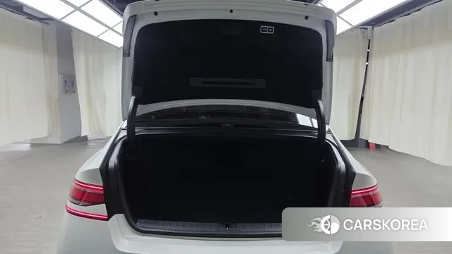 Genesis G90 (RS4) id 3405961 из Кореи 11