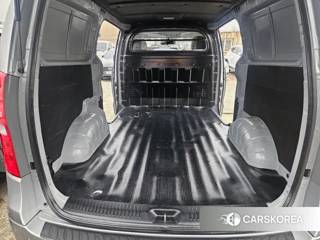 Hyundai The New Grand Starex id 3723483 из Кореи 11