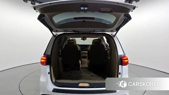 Kia The New Carnival id 3530811 из Кореи 11