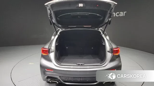 Infiniti Q30 id 3330268 из Кореи 11