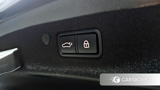 Hyundai The New Grandeur IG id 3898576 из Кореи 11