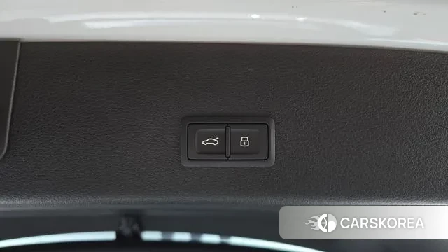 Audi e-Tron id 3702546 из Кореи 11