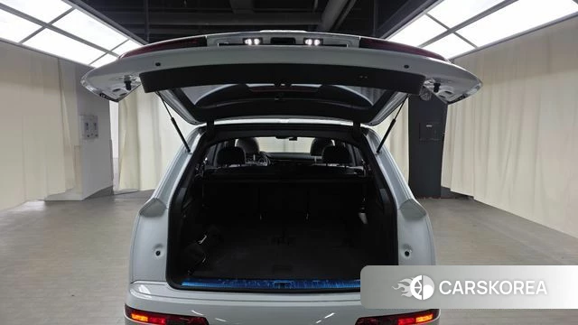 Audi Q7 (4M) id 3852132 из Кореи 11