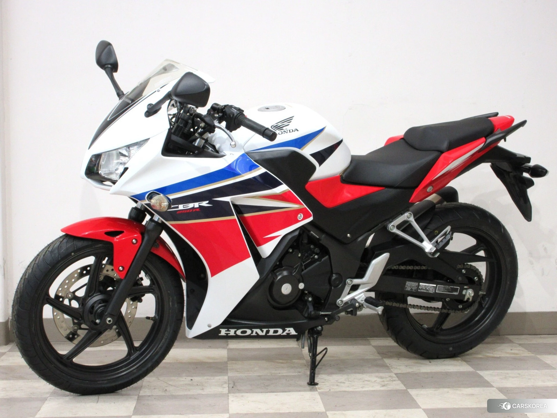 Honda CBR250R id 3947907 из Японии 11