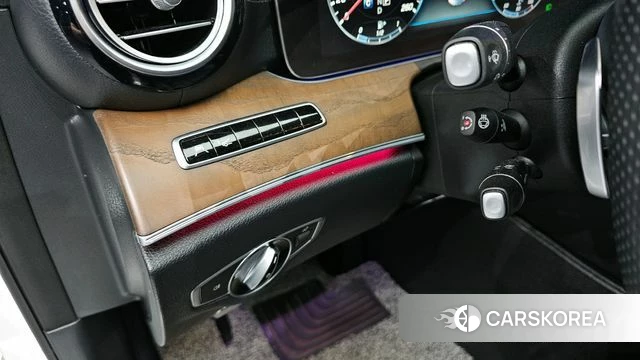 Mercedes-Benz E-Class W213 id 4246117 из Кореи 11