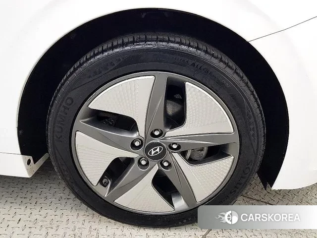 Hyundai The New Ionic Hybrid id 3522955 из Кореи 11