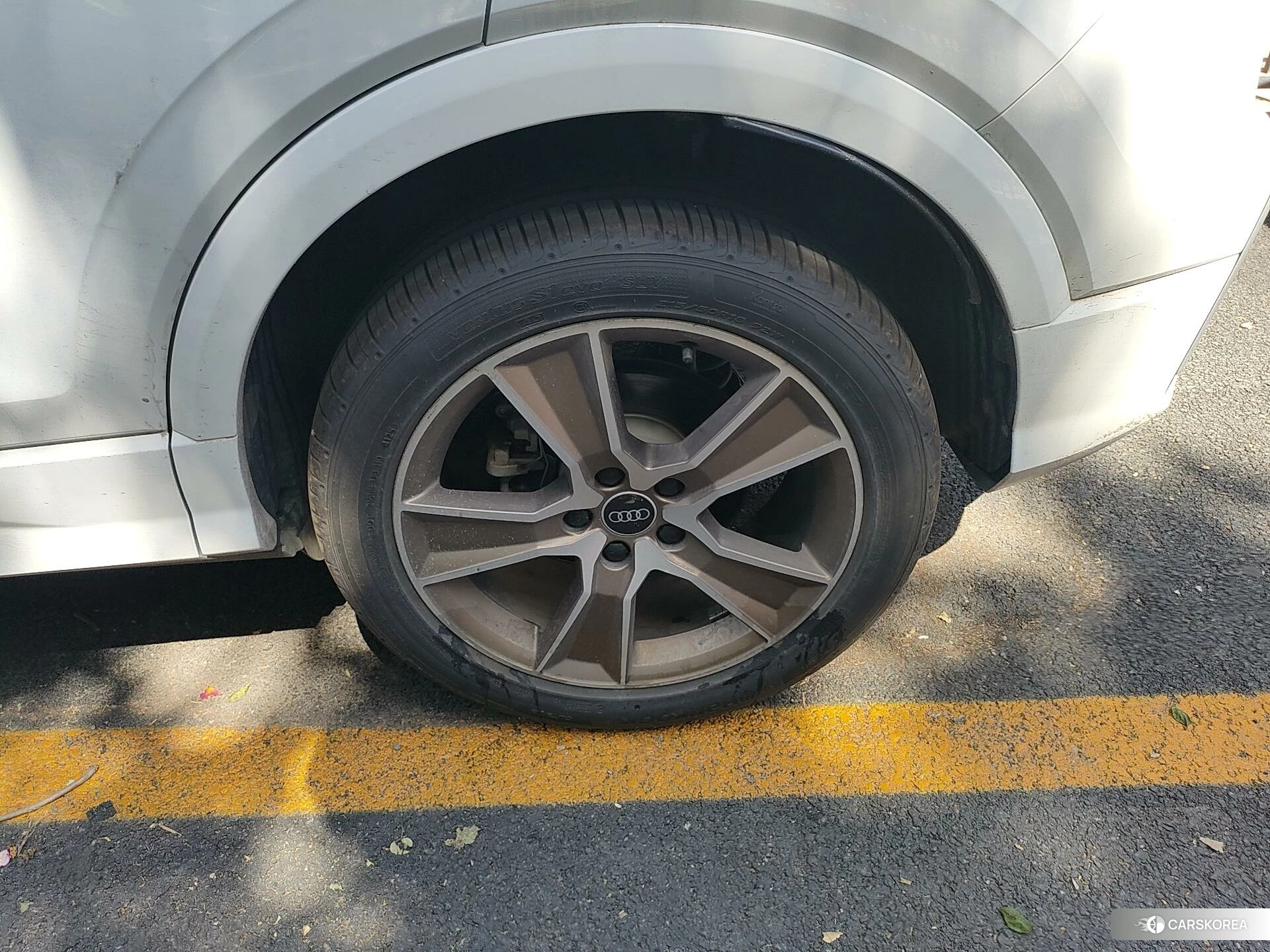 Audi Q2L id 4441328 из Китая 11