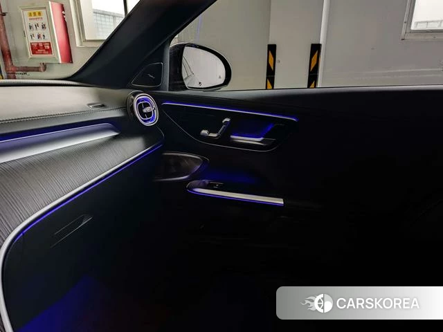 Mercedes-Benz Class C id 4255999 из Китая 11