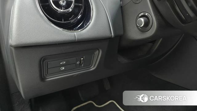 Jaguar All New XJ id 4643037 из Кореи 11