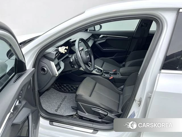 Audi A3 id 4298550 из Китая 11