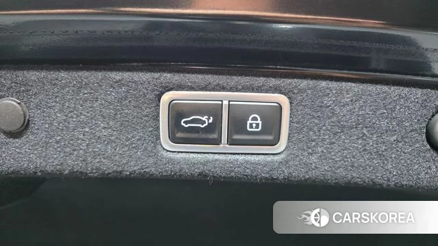 Hyundai Grandeur Hybrid (GN7) id 4354634 из Кореи 11
