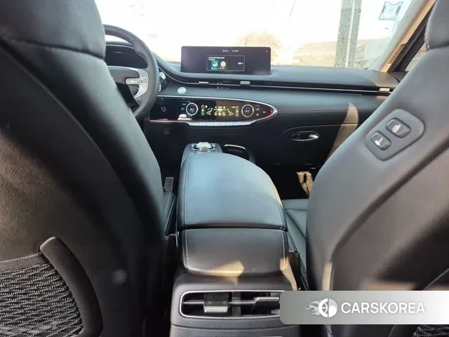 Genesis GV70 id 3371496 из Кореи 11