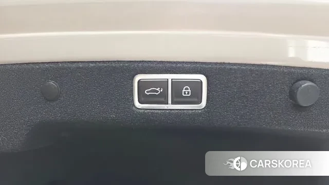 Hyundai Grandeur (GN7) id 3462221 из Кореи 11