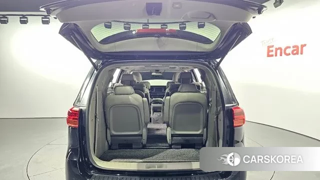 Kia The New Carnival id 2369136 из Кореи 11