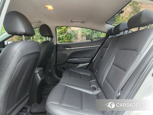 Hyundai Avante AD id 4520741 из Кореи 11