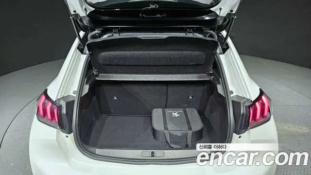 Peugeot e-208 second Generation id 2746640 из Кореи 11